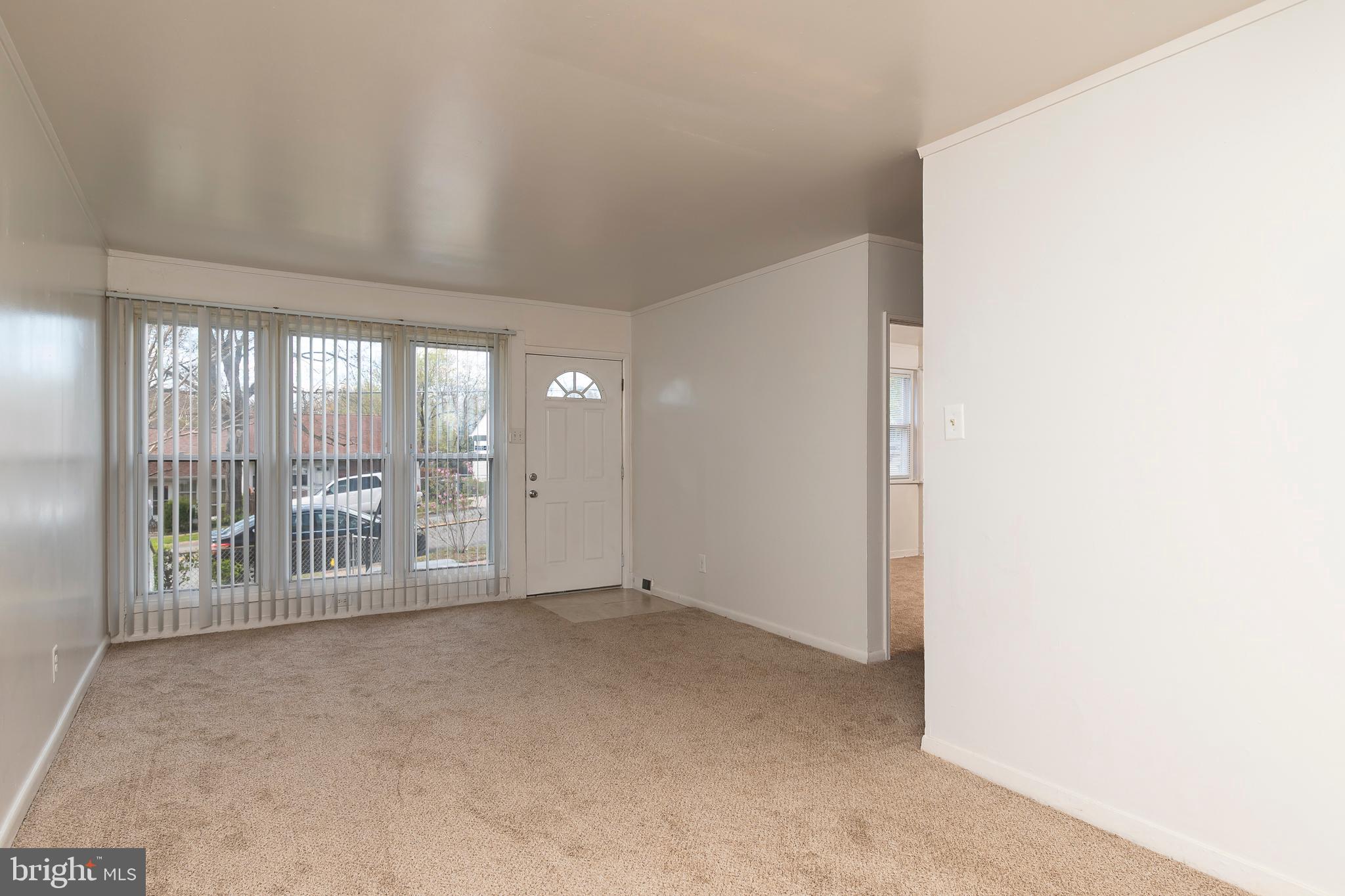7621 Normandy Road Landover, MD 20785 - Photo 6 of 22 Living Room