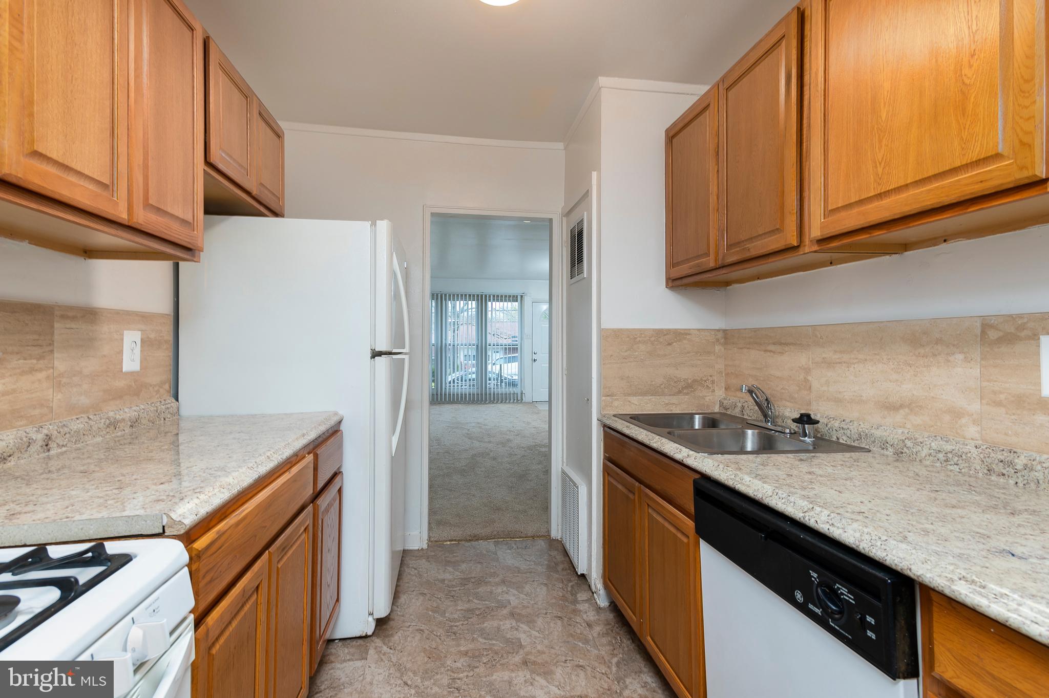 7621 Normandy Road Landover, MD 20785 - Photo 8 of 22 Kitchen