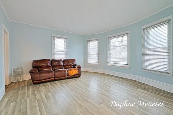 $169,900 | 594 East Apple Avenue, Muskegon, MI 49442