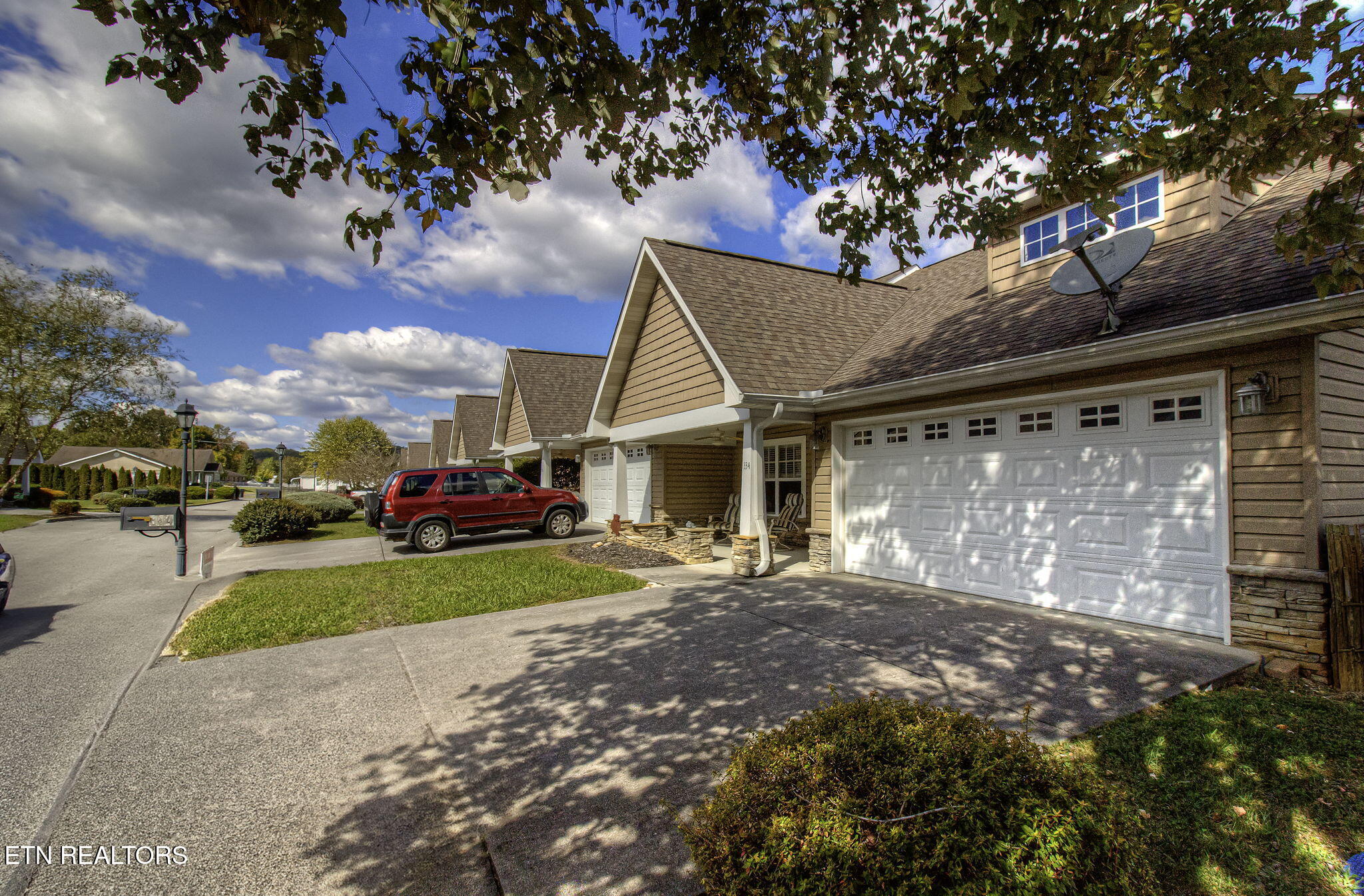 334 Meriwether Way Pigeon Forge, TN 37863 - Photo 3 of 55 IMG_8977