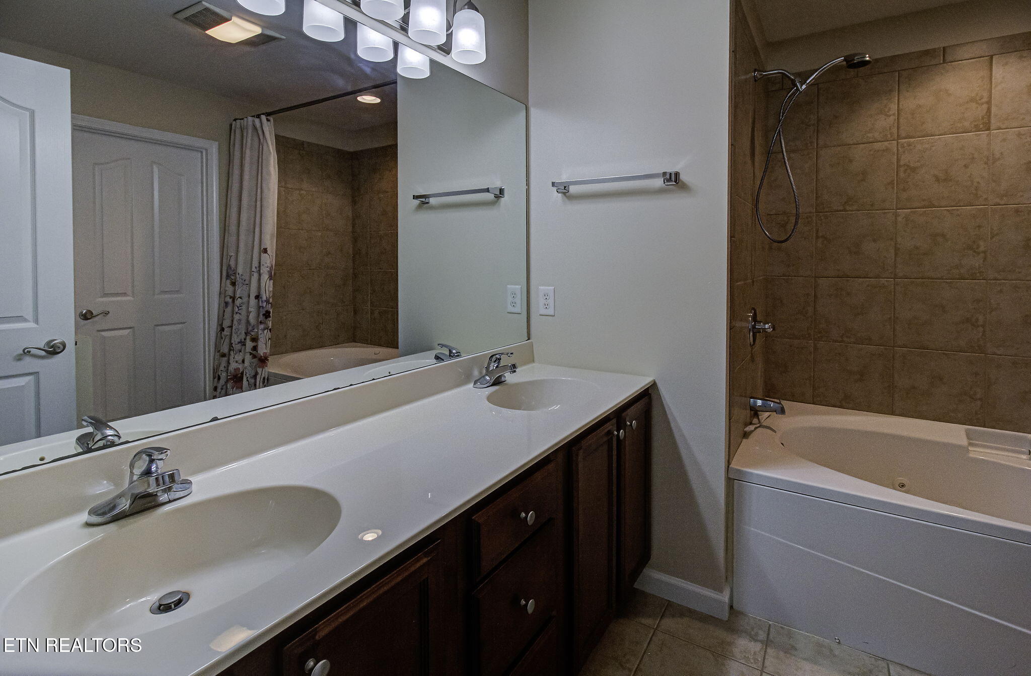334 Meriwether Way Pigeon Forge, TN 37863 - Photo 34 of 55 IMG_9067
