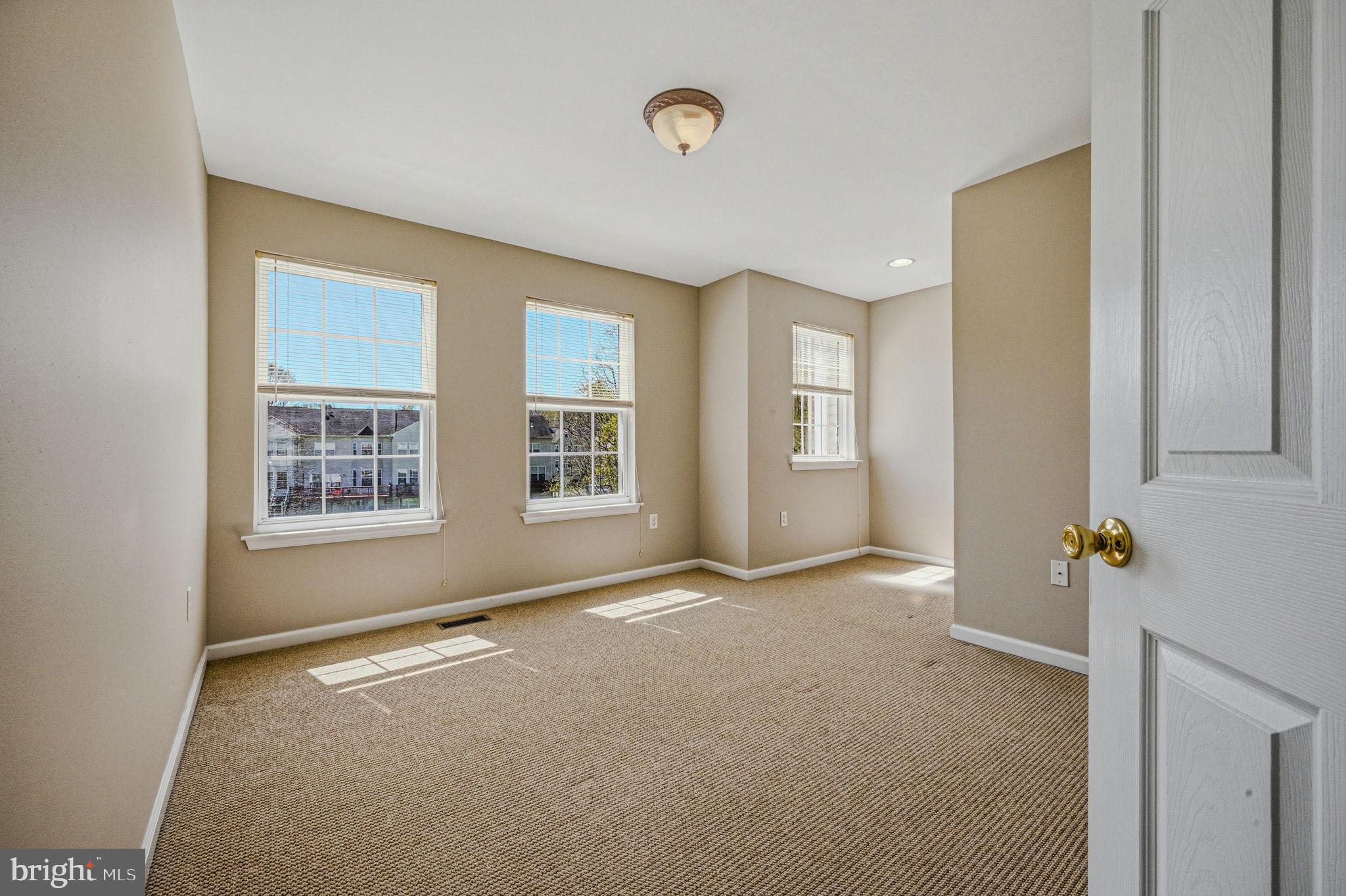 13 Laurel Way Bear, DE 19701 - Photo 34 of 44 an empty room with windows