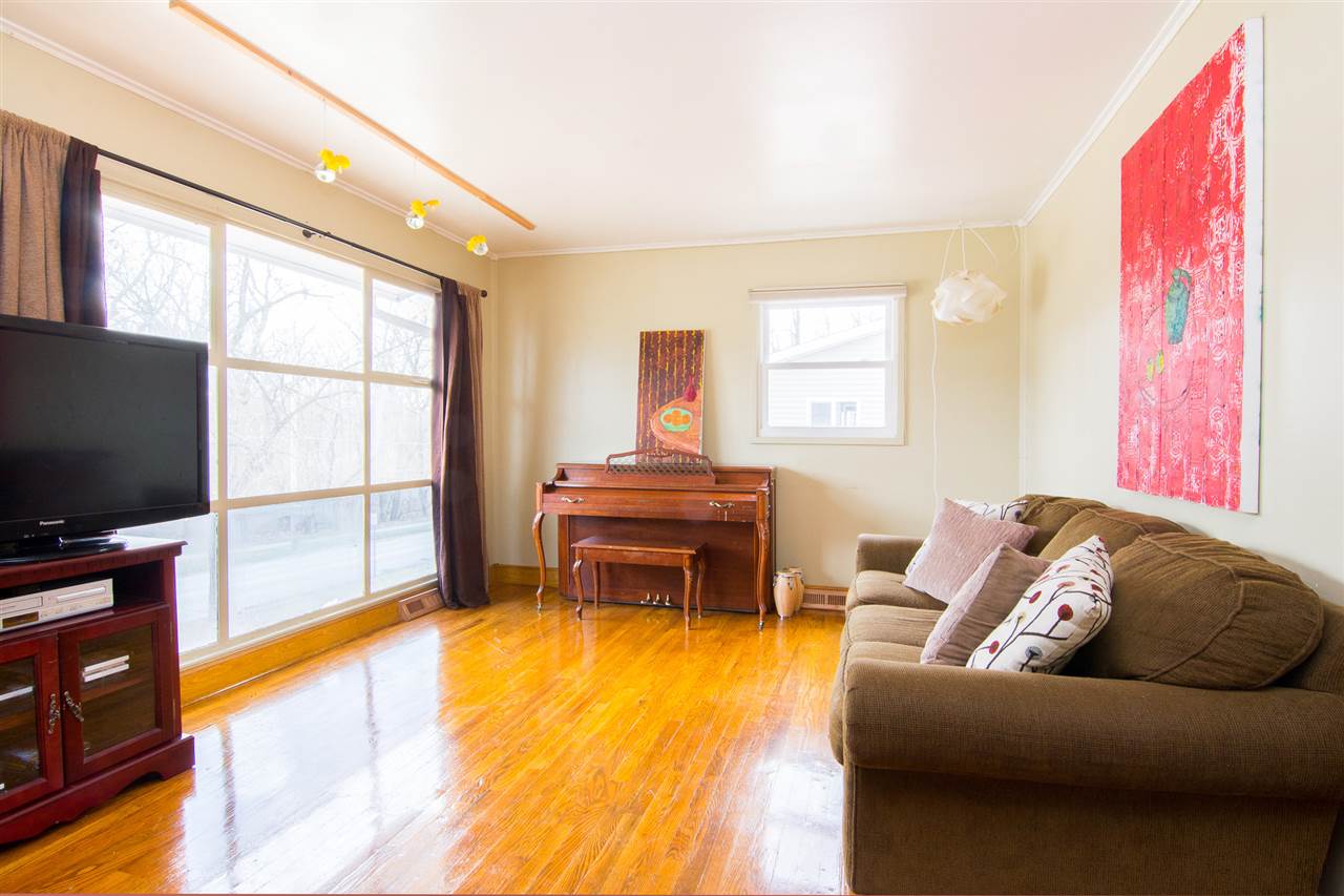 1307 Prairie Du Chien Road Iowa City, IA 52245 - Photo 2 of 21 Gallery Image 2