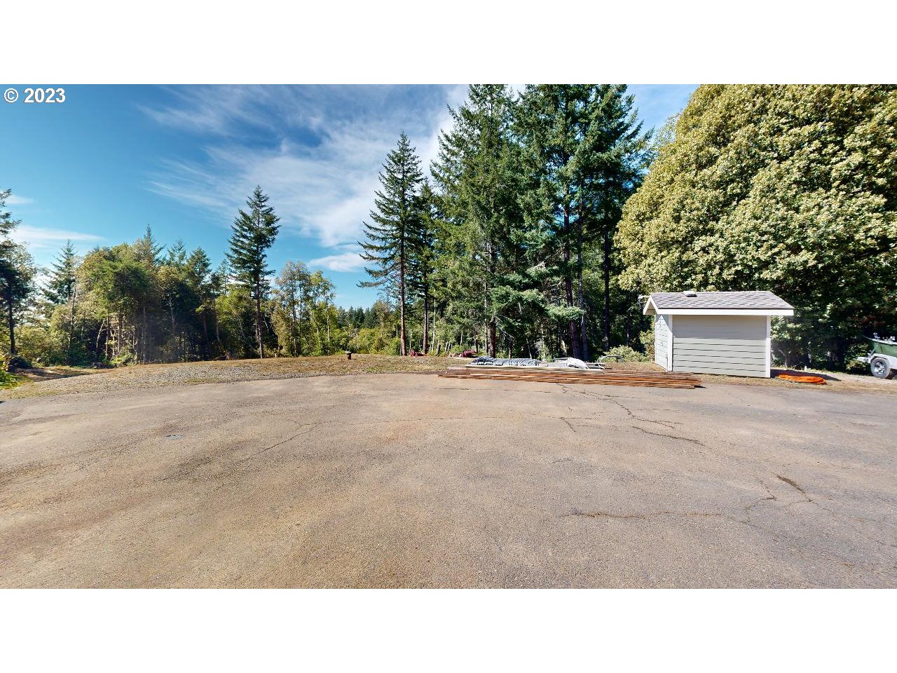 18639 Ranch Road Brookings, OR 97415 - Photo 21 of 37 Parking