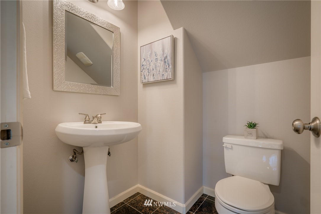 350 Graham Avenue Northeast Renton, WA 98059 - Photo 14 of 31