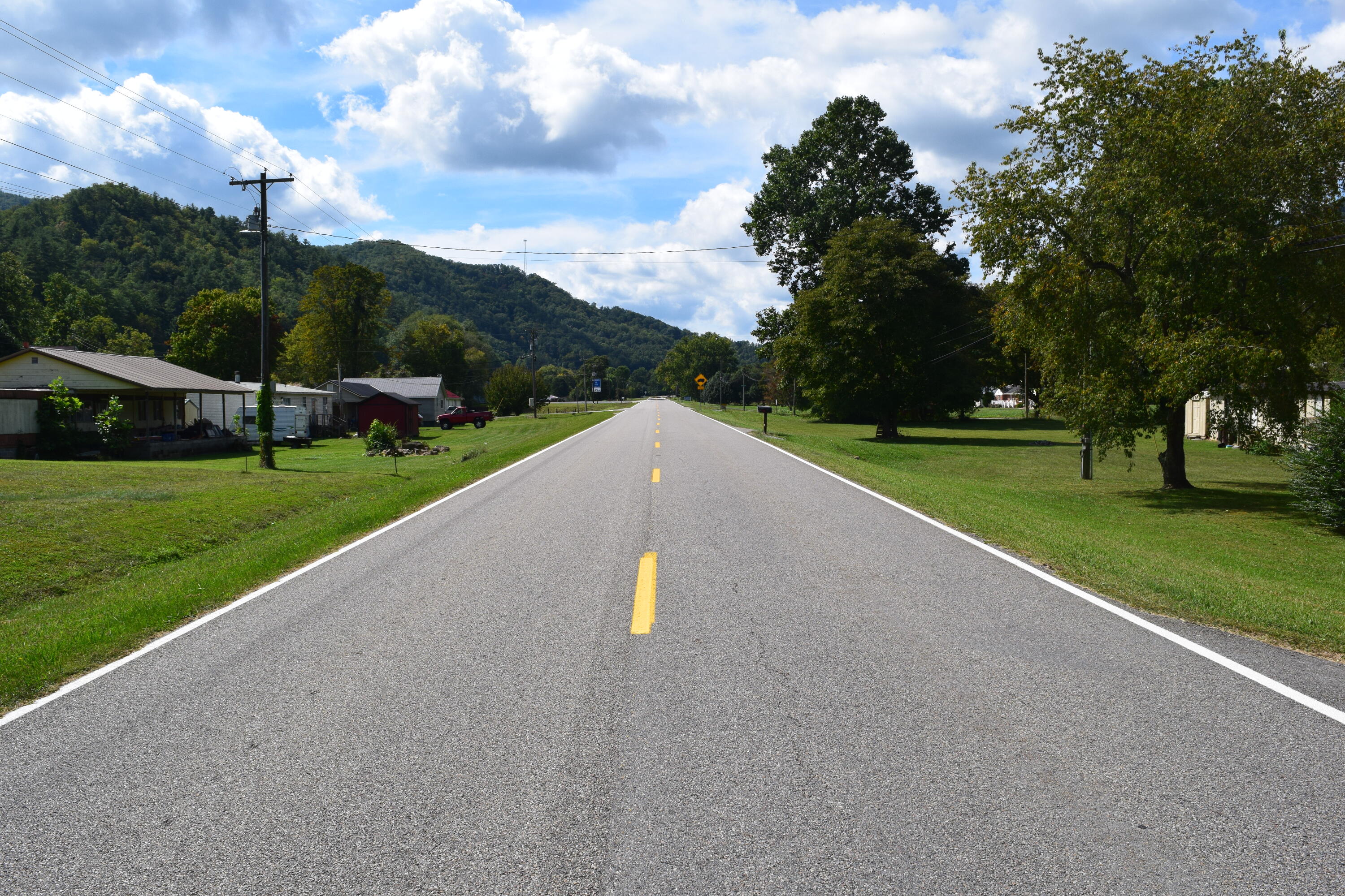 3104 Temple Hill Road Erwin, TN 37650 - Photo 3 of 4 DSC_0642