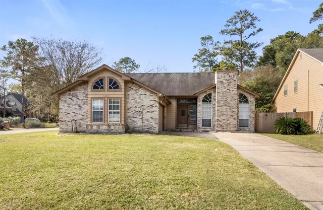 $1,950 | 5403 Haven Oaks Drive, Kingwood, TX 77339
