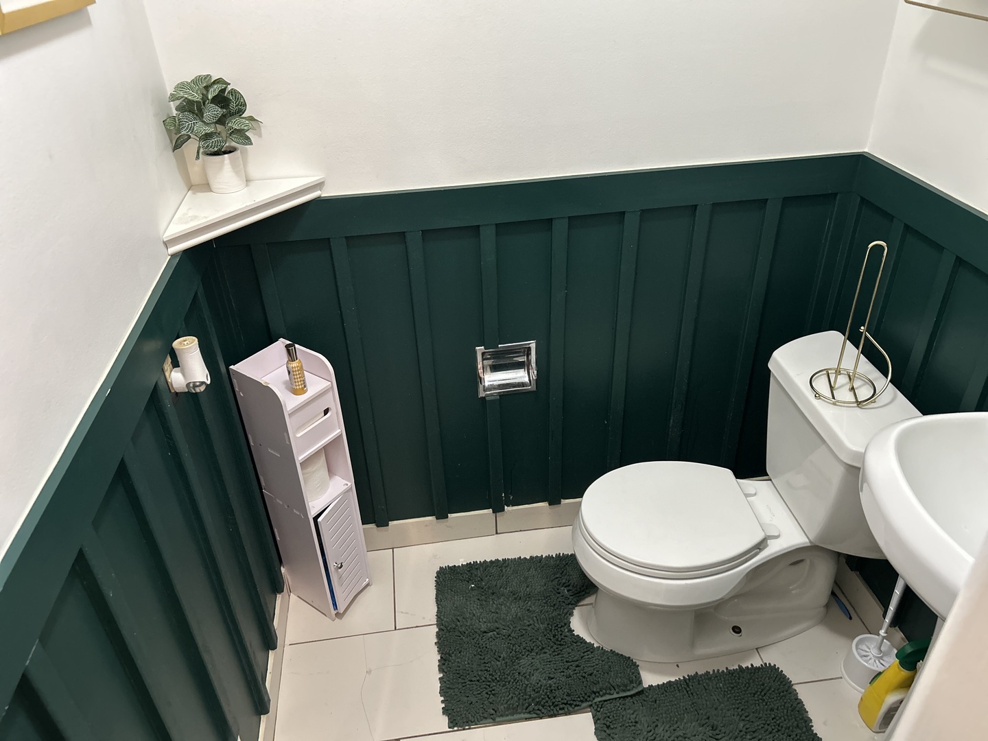 17308 Forestway Drive East Hazel Crest, IL 60429 - Photo 14 of 27 a bathroom with a toilet and a sink