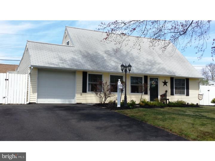 15 Umber Road Levittown, PA 19056 - Photo 1 of 23 Exterior Front