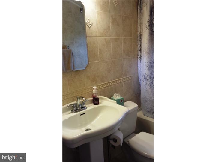 15 Umber Road Levittown, PA 19056 - Photo 19 of 23 Gallery Image 19