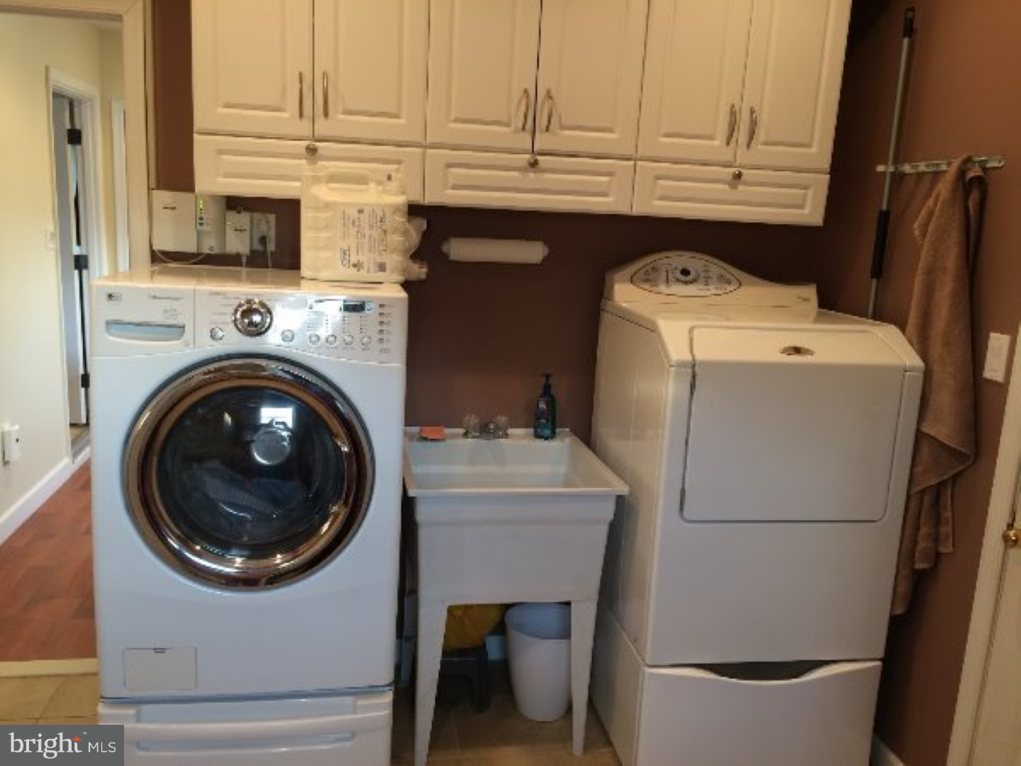 15 Umber Road Levittown, PA 19056 - Photo 20 of 23 Laundry Room
