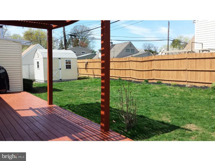 15 Umber Road Levittown, PA 19056 - Photo 6 of 23 Back Yard