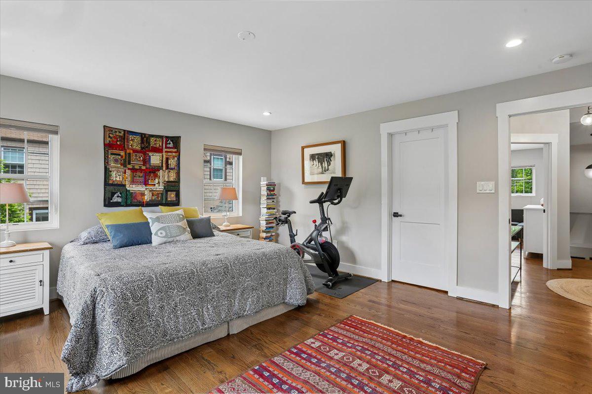 8812 2nd Avenue Silver Spring, MD 20910 - Photo 21 of 64 Bedroom #2 - Primary suite w/ en suite bath