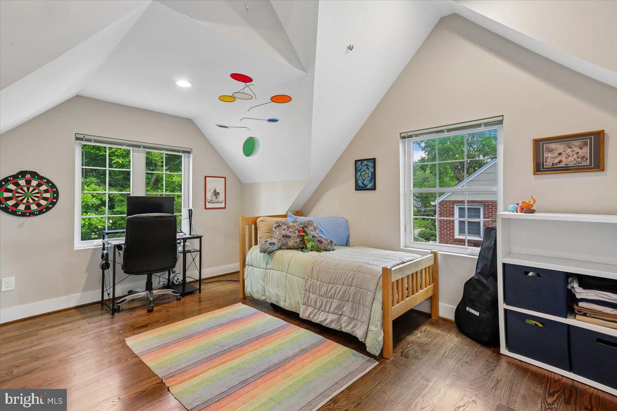 8812 2nd Avenue Silver Spring, MD 20910 - Photo 25 of 64 Bedroom #4
