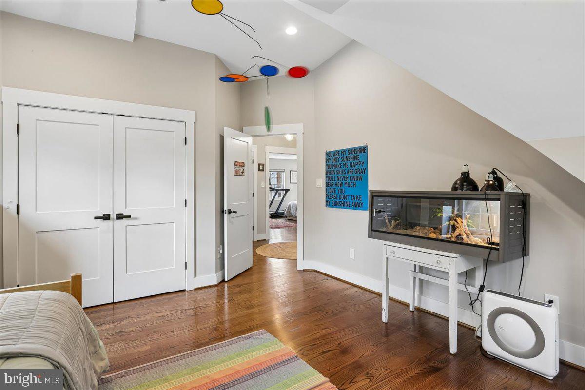 8812 2nd Avenue Silver Spring, MD 20910 - Photo 26 of 64 Bedroom #4