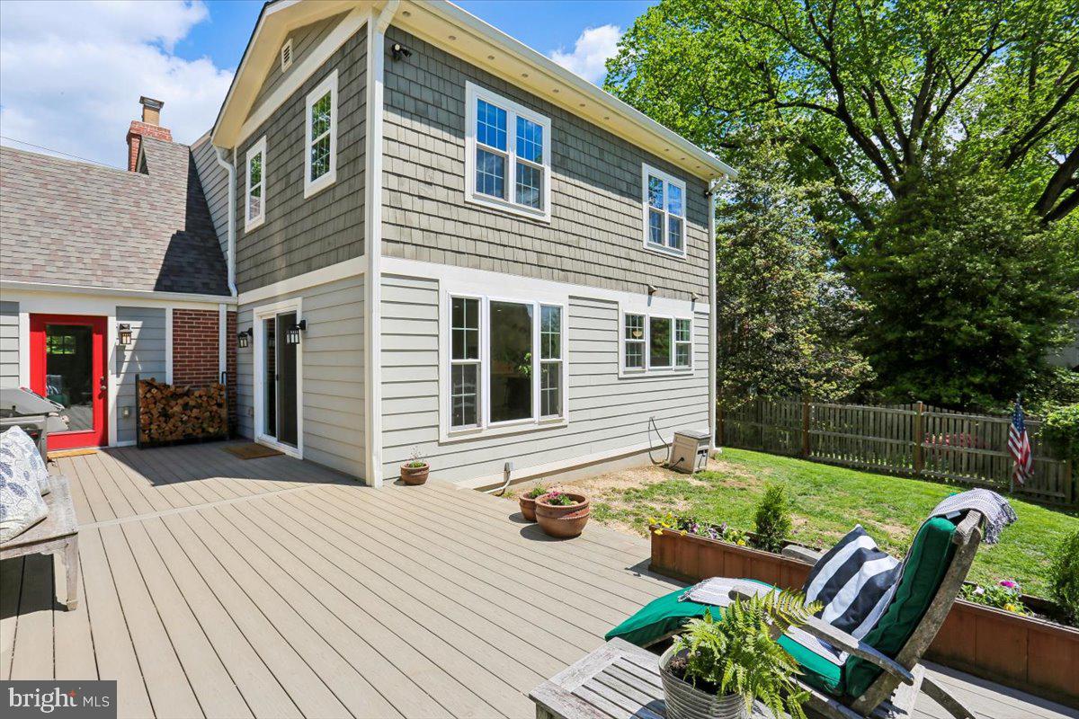 8812 2nd Avenue Silver Spring, MD 20910 - Photo 40 of 64 Ideal indoor/outdoor living!