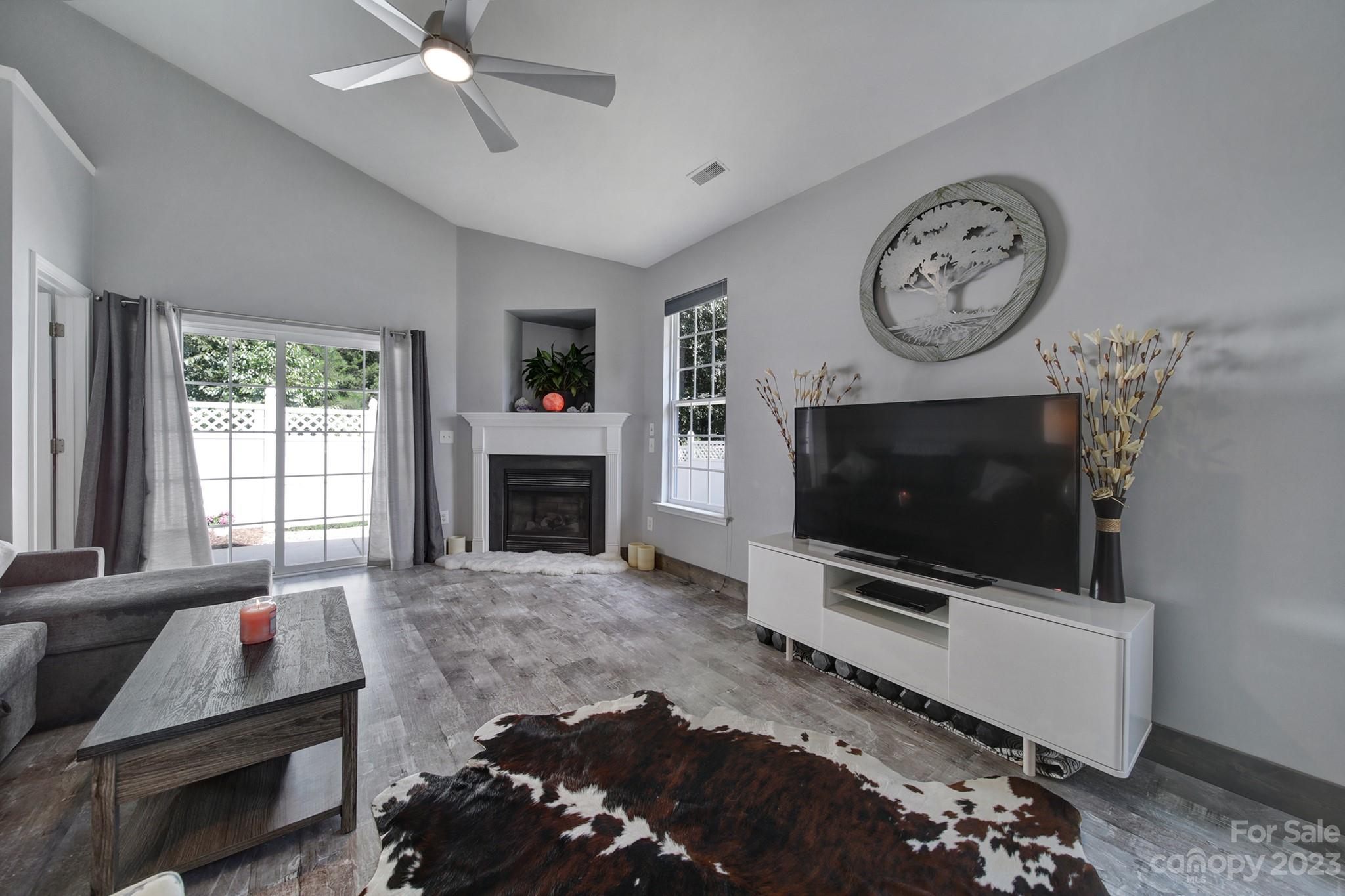 949 Copperstone Lane Fort Mill, SC 29708 - Photo 3 of 25