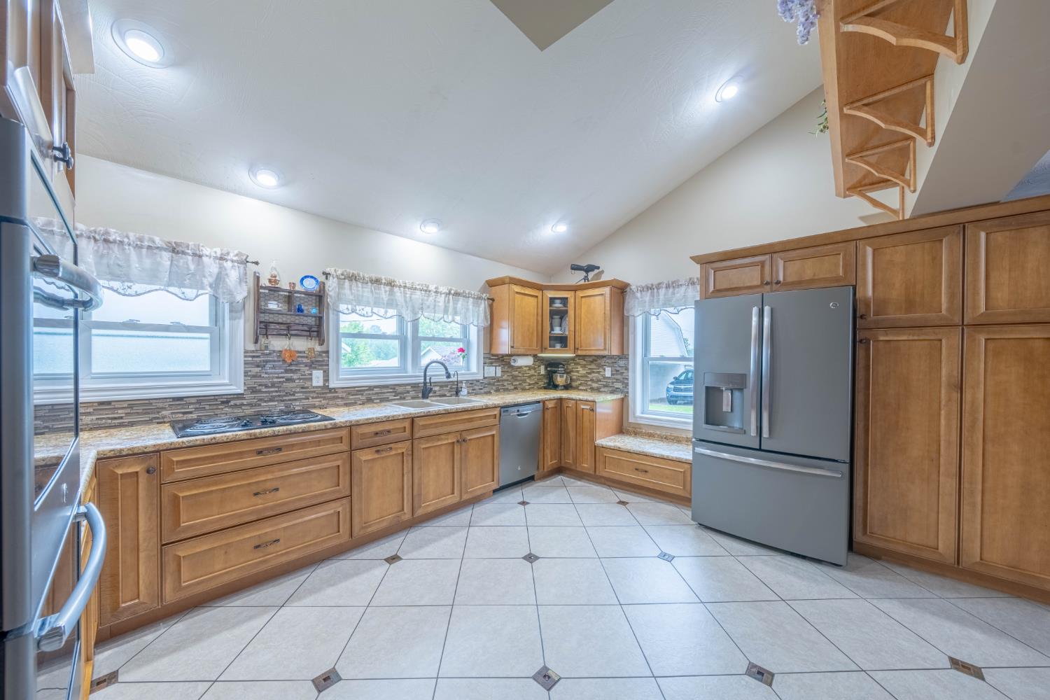 10449 North Dearborn Road Sunman, IN 47041 - Photo 20 of 78