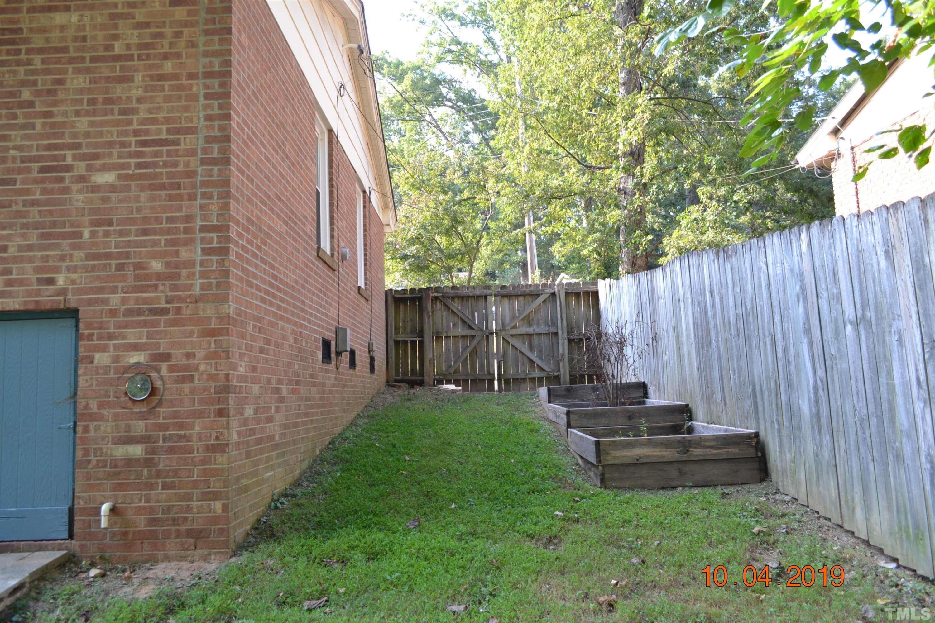 3316 Ashby Place Raleigh, NC 27604 - Photo 13 of 38 Photo #13