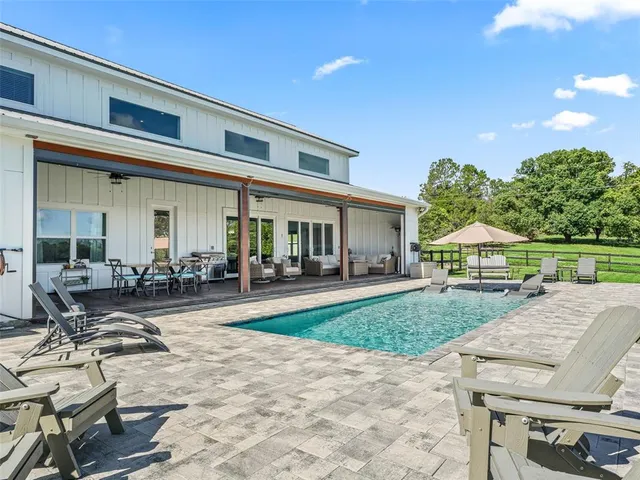 $1,300,000 | 16795 Southeast Highway 42, Weirsdale, FL 32195