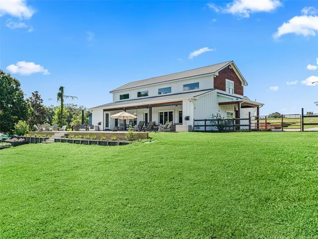 $1,300,000 | 16795 Southeast Highway 42, Weirsdale, FL 32195