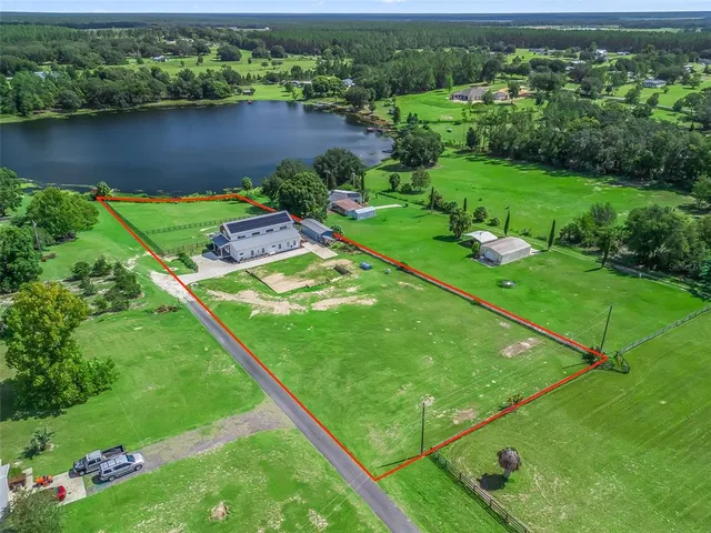 $1,300,000 | 16795 Southeast Highway 42, Weirsdale, FL 32195