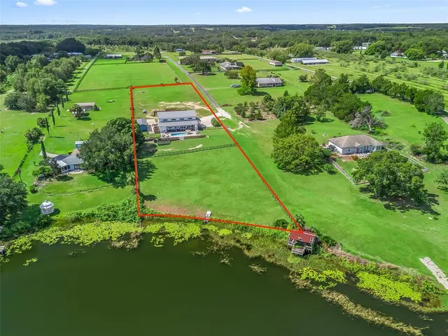 $1,300,000 | 16795 Southeast Highway 42, Weirsdale, FL 32195
