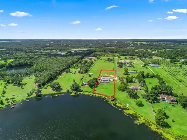 $1,300,000 | 16795 Southeast Highway 42, Weirsdale, FL 32195