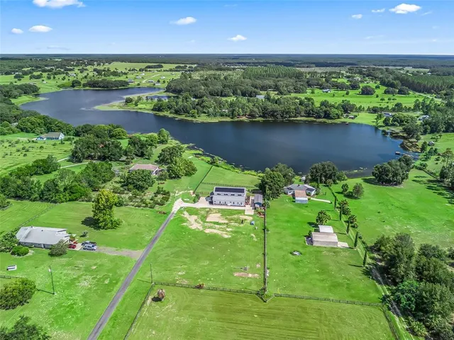 $1,300,000 | 16795 Southeast Highway 42, Weirsdale, FL 32195