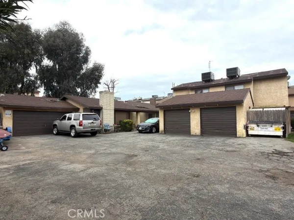 $195,000 | 4412 Isla Verde Street, Bakersfield, CA 93301
