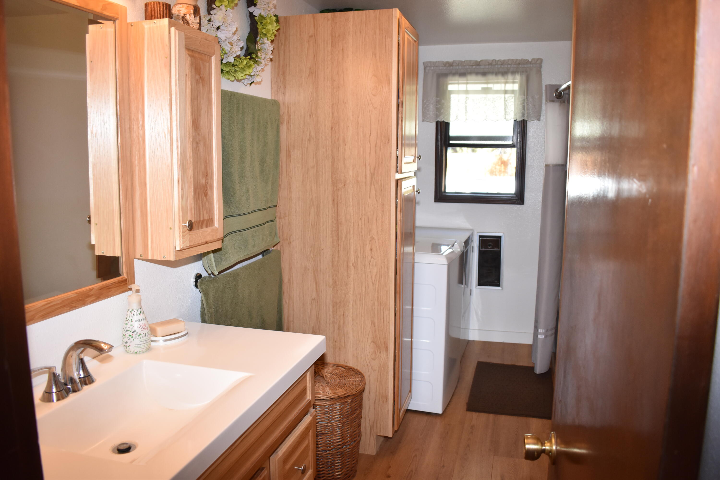 15859 Juniper Road La Pine, OR 97739 - Photo 31 of 46 DSC_0009