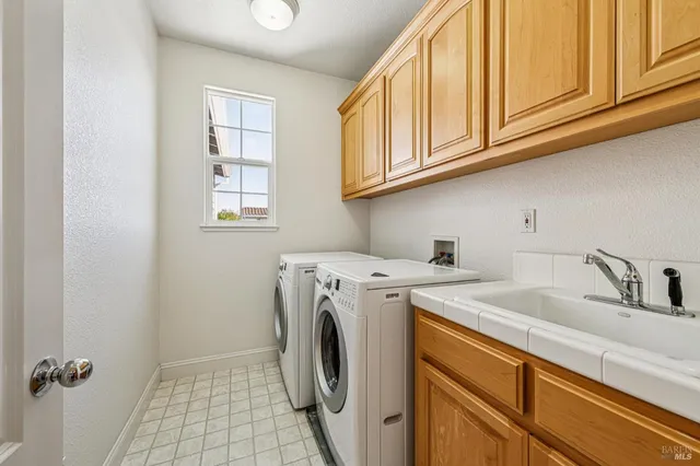 $1,625,000 | 1220 Brockman Lane, Sonoma, CA 95476