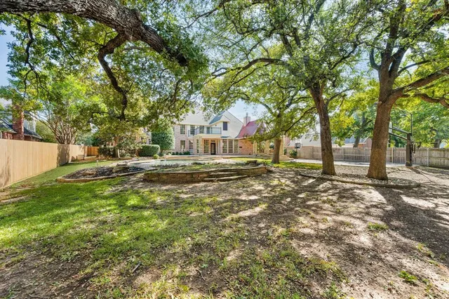 $6,950 | 1304 Concord Avenue, Southlake, TX 76092