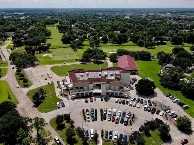 $2,300 | 2802 South Doral Drive, Missouri City, TX 77459