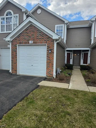 $2,250 | 10 Waverly Court, Algonquin, IL 60102