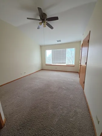 $2,250 | 10 Waverly Court, Algonquin, IL 60102