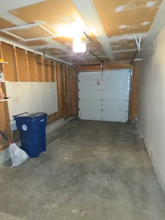 $2,250 | 10 Waverly Court, Algonquin, IL 60102