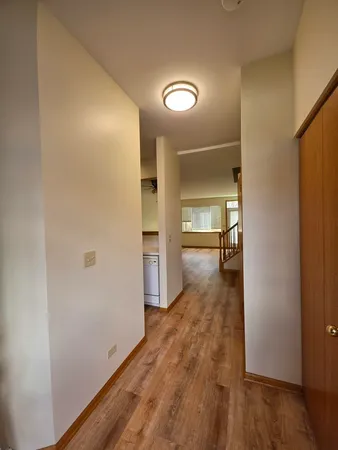 $2,250 | 10 Waverly Court, Algonquin, IL 60102