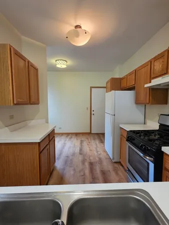 $2,250 | 10 Waverly Court, Algonquin, IL 60102