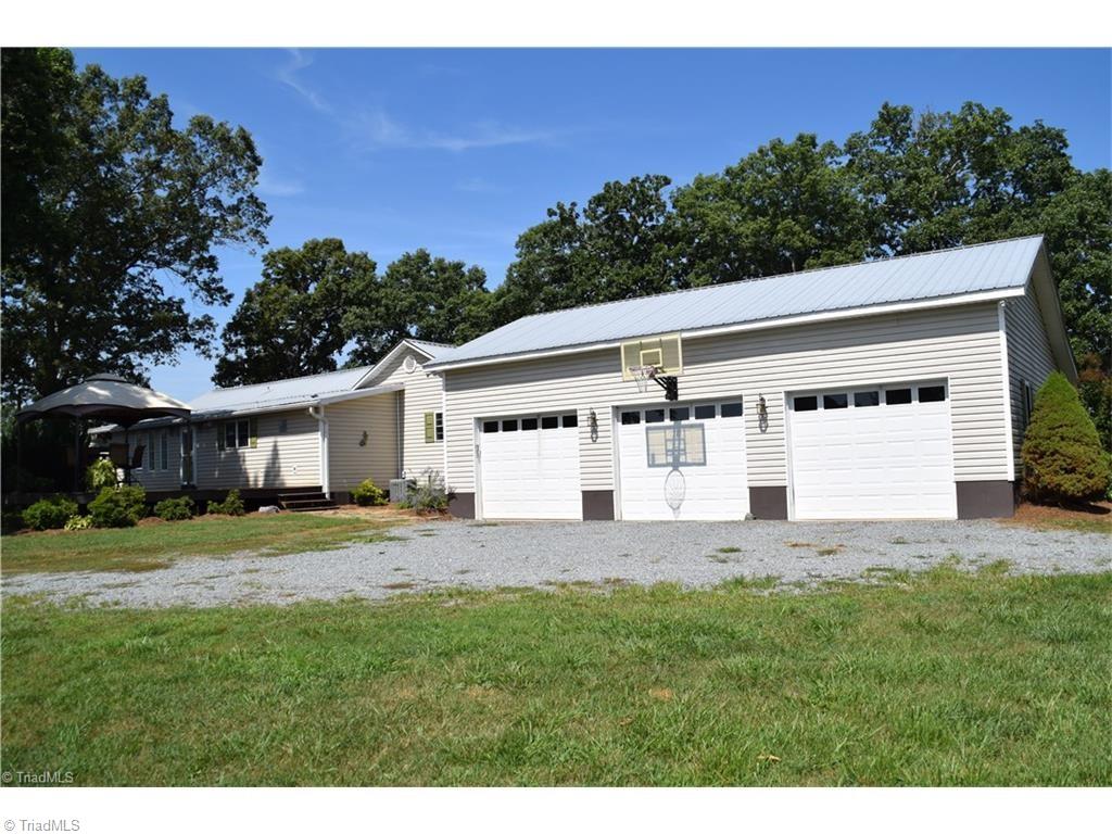 1906 Mountain View Church Road King, NC 27021 - Photo 13 of 18