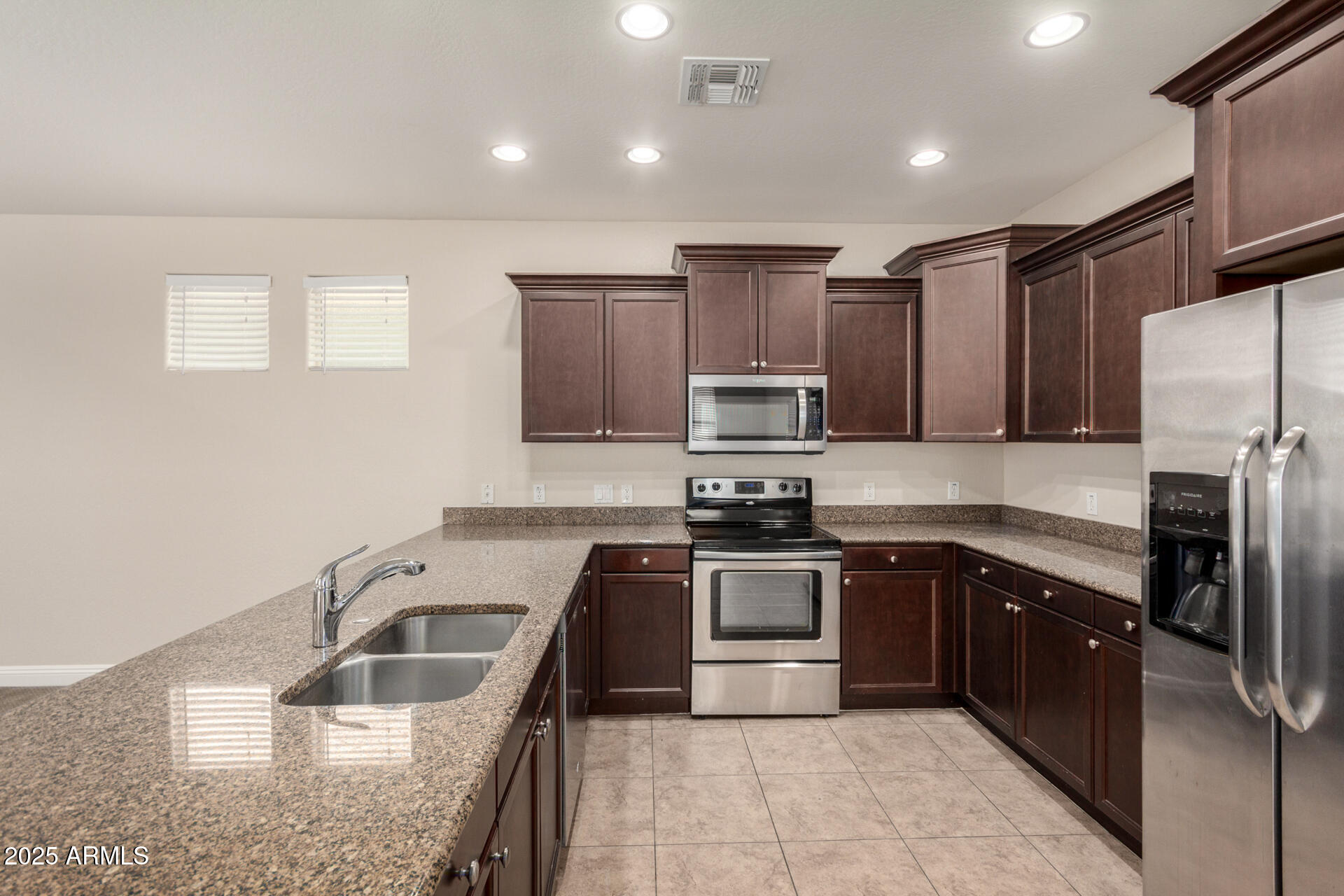 3449 East Sheffield Road Gilbert, AZ 85296 - Photo 8 of 25 18 Sheffield