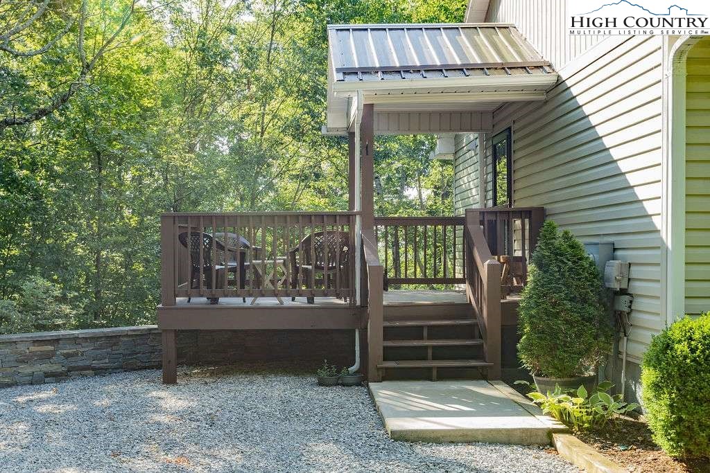 120 Ridge Road Newland, NC 28657 - Photo 27 of 40 a view of a bench in the backyard
