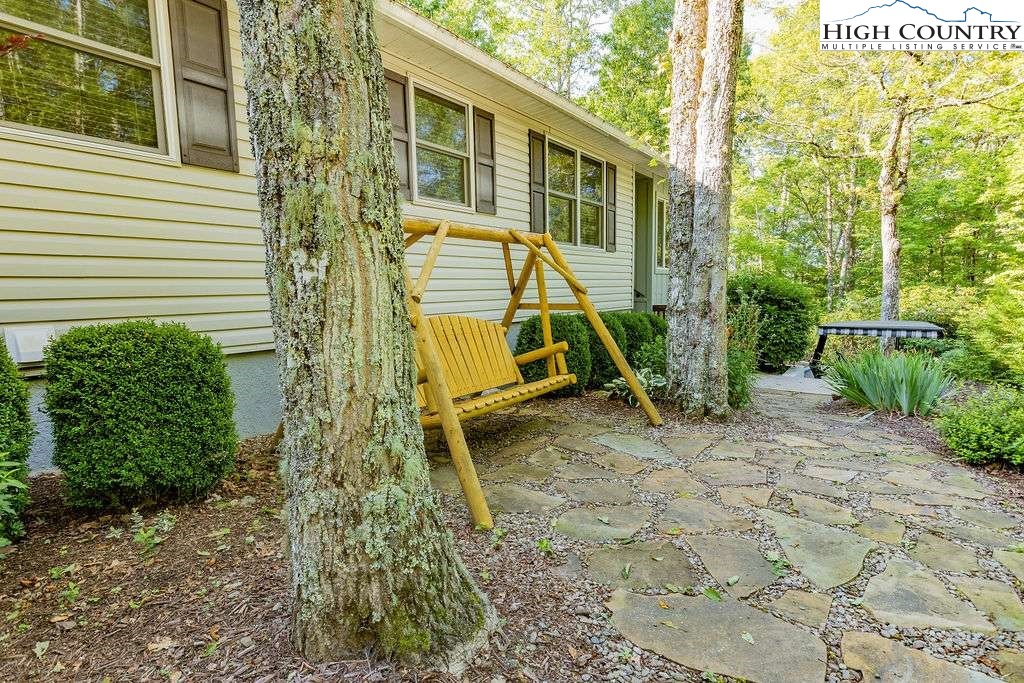 120 Ridge Road Newland, NC 28657 - Photo 29 of 40 a view of outdoor space