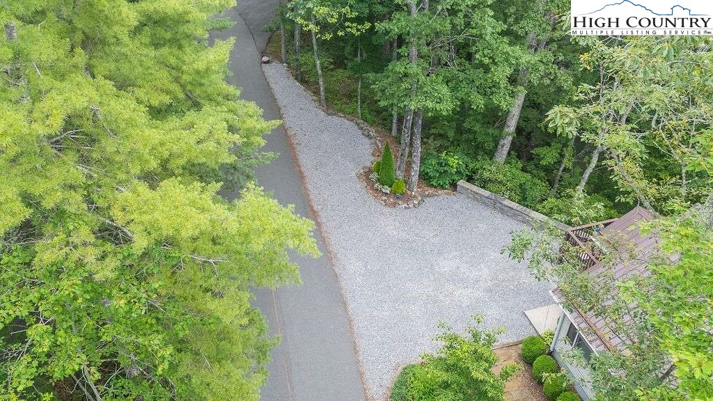 120 Ridge Road Newland, NC 28657 - Photo 36 of 40 a view of a pathway both side of yard