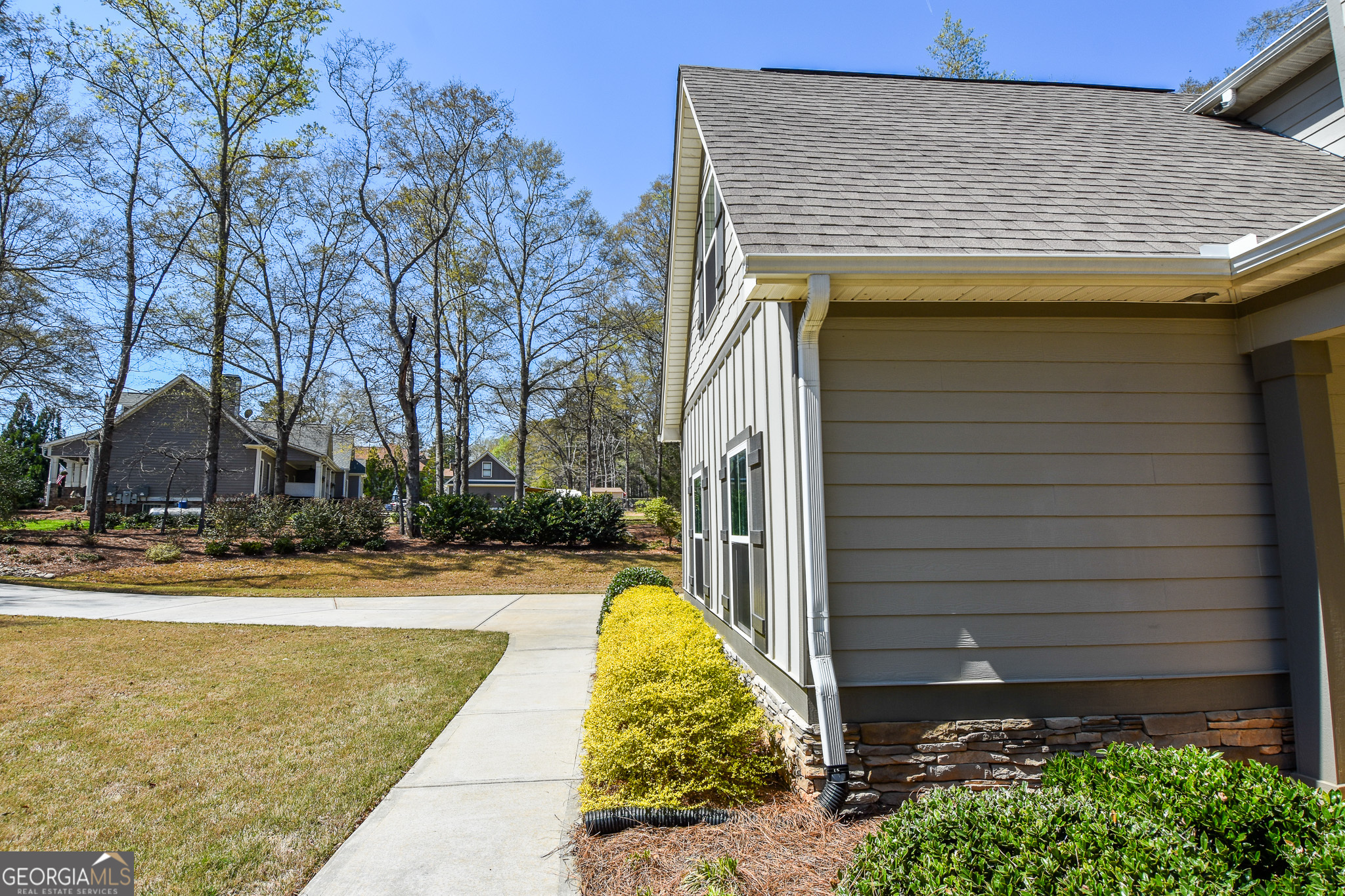 397 Oak Grove Path Griffin, GA 30224 - Photo 10 of 100