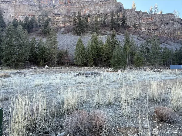 a view of a lake view