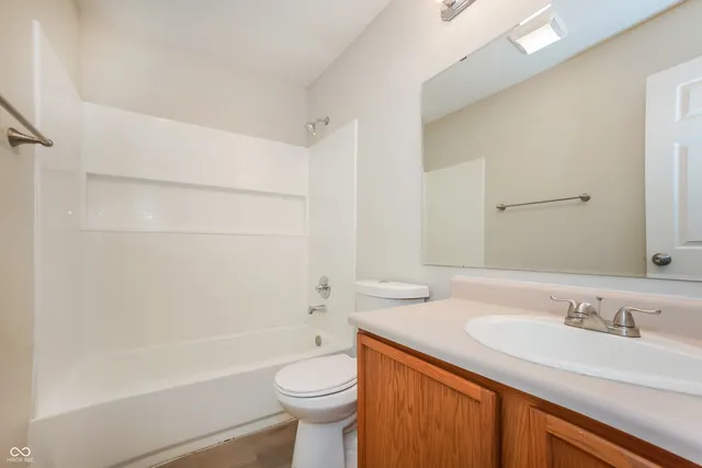 $1,660 | 5605 Dollar Forge Drive, Indianapolis, IN 46221