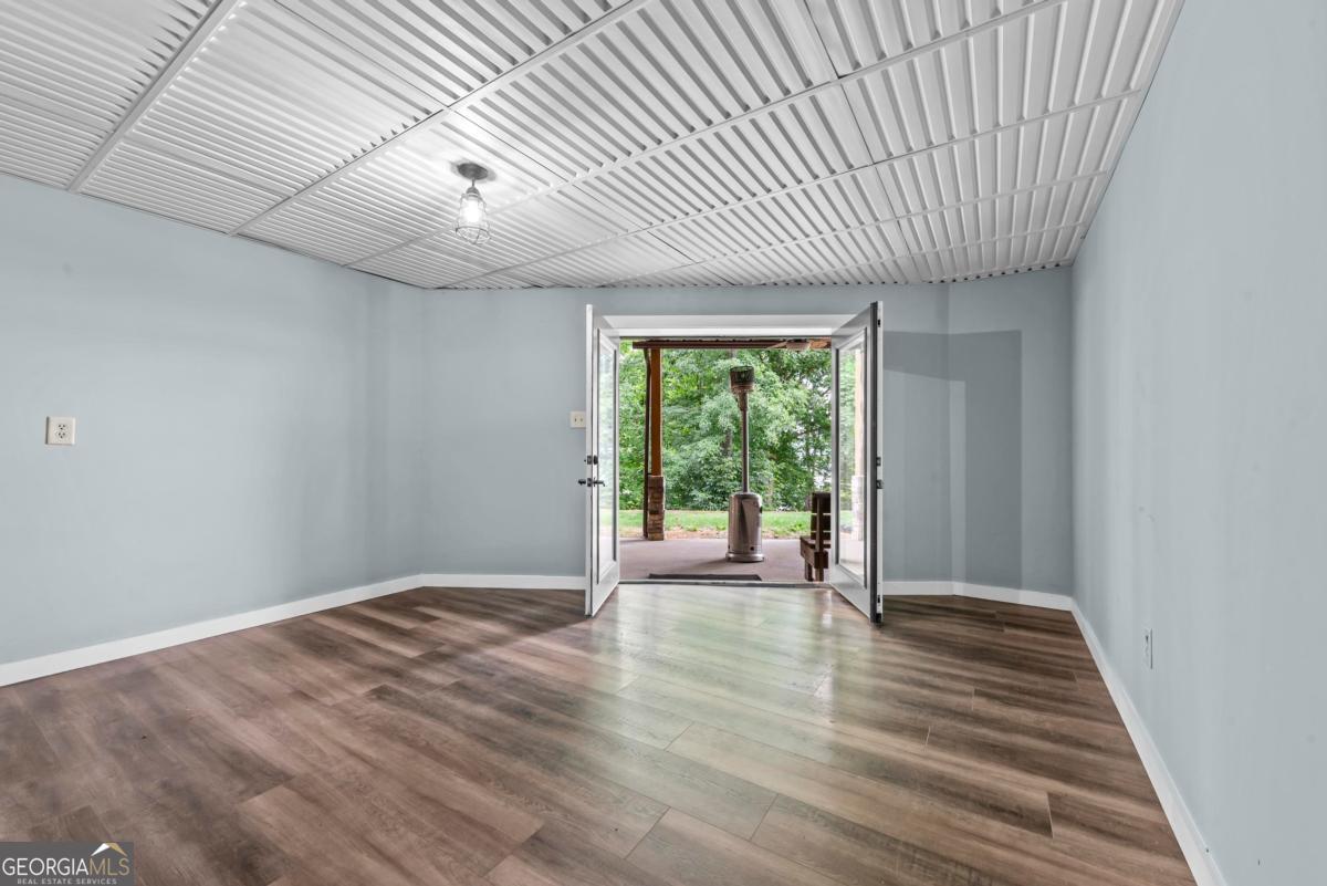 188 Hickory Point Buckhead, GA 30625 - Photo 16 of 31