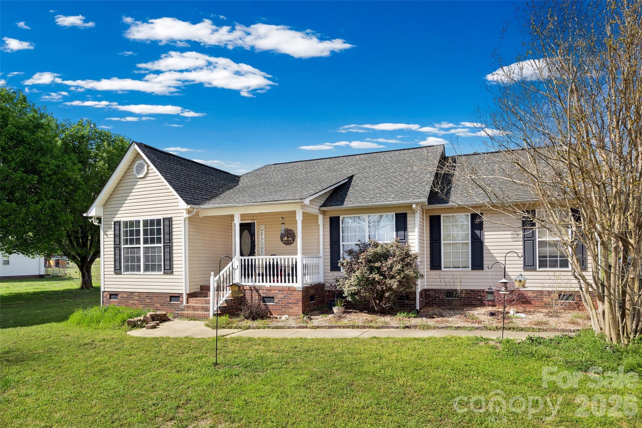 1570 Springlake Road York, SC 29745 - Photo 2 of 25 Gallery Image 2