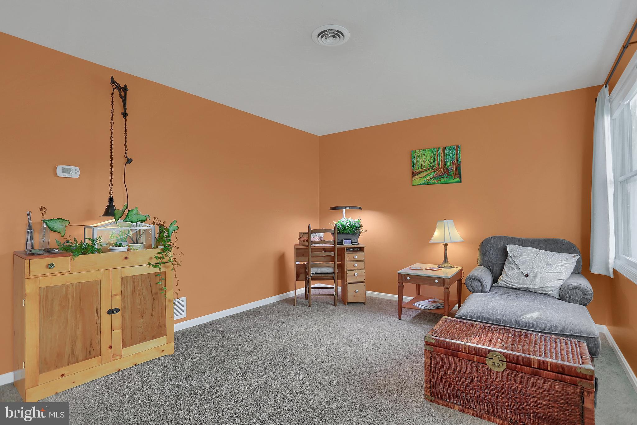 224 Filbert Street Hanover, PA 17331 - Photo 7 of 35 Great Spot for Reading